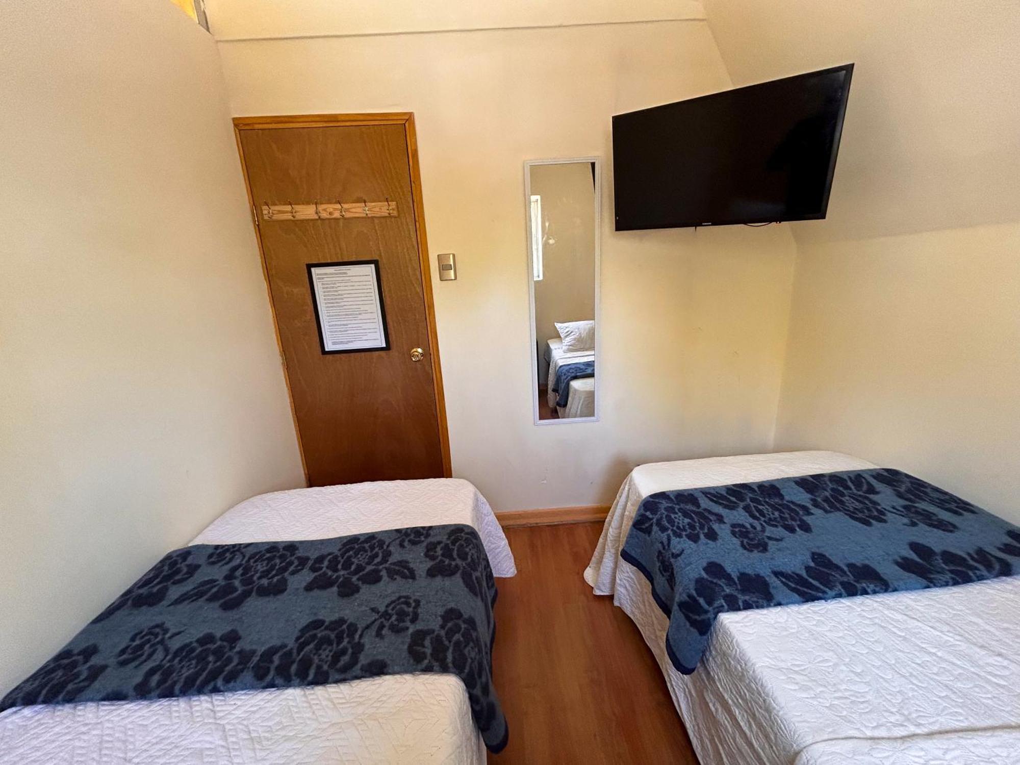 Chez Humbert Hostel Santiago Ngoại thất bức ảnh