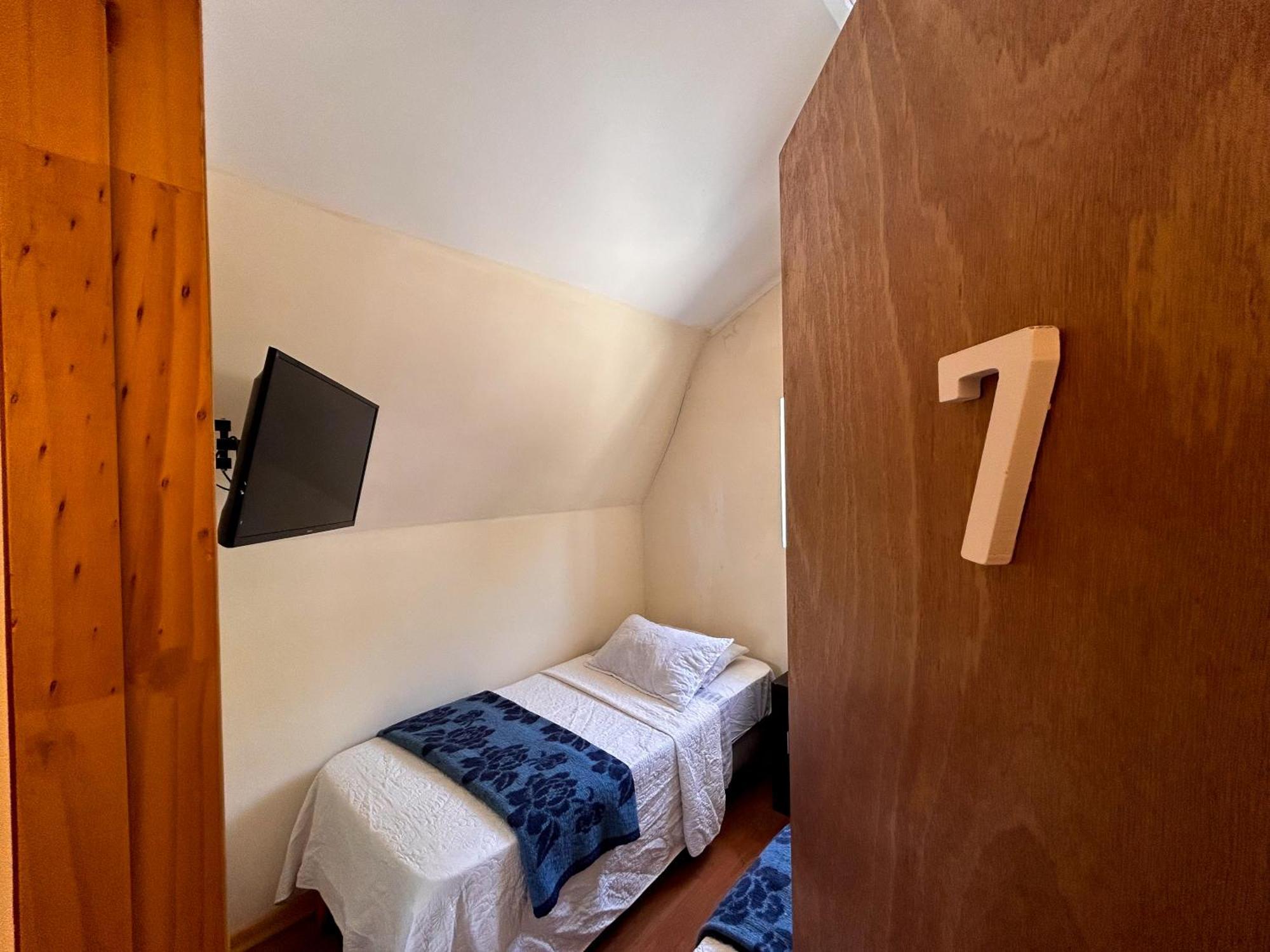 Chez Humbert Hostel Santiago Ngoại thất bức ảnh