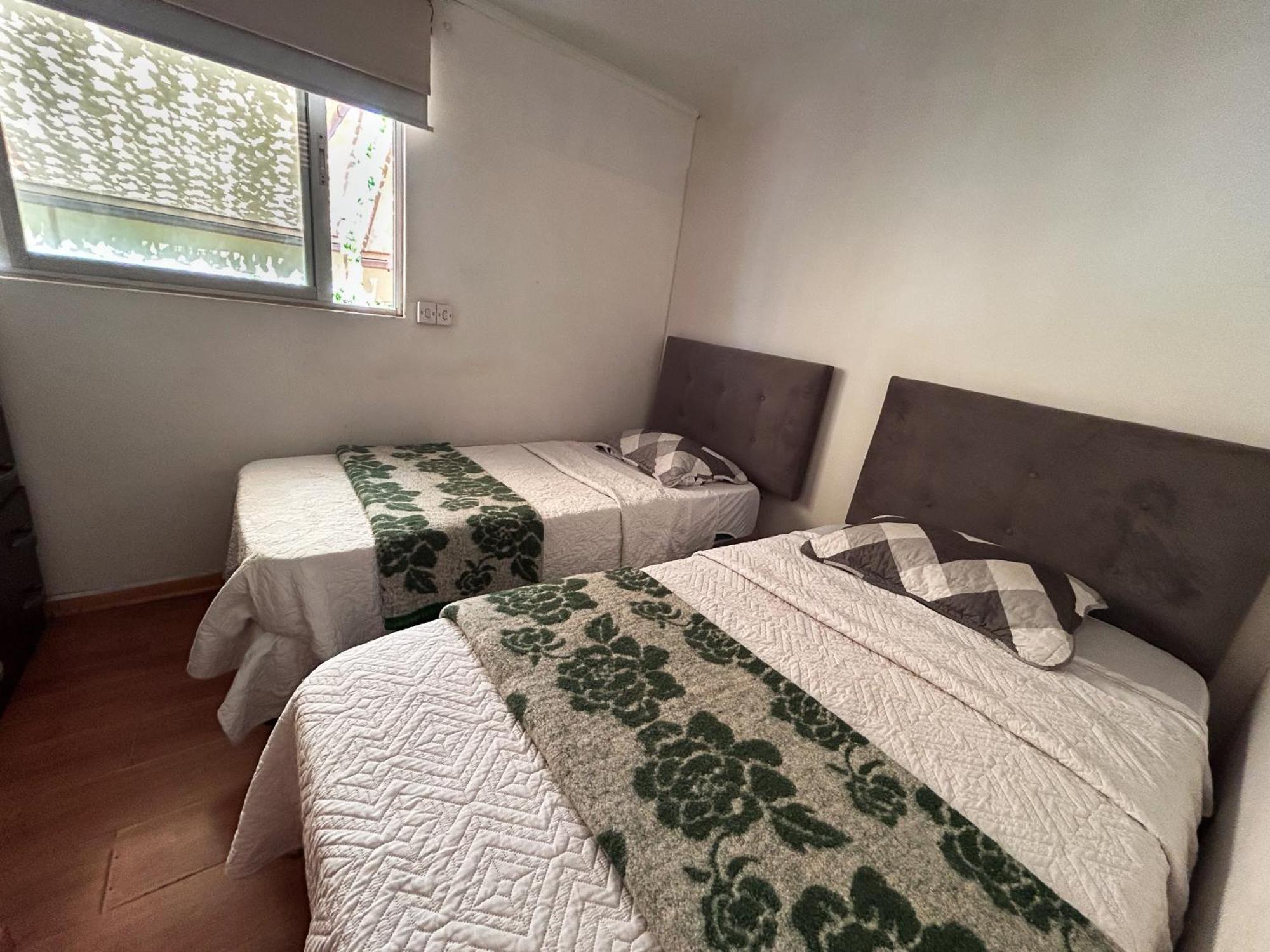 Chez Humbert Hostel Santiago Ngoại thất bức ảnh