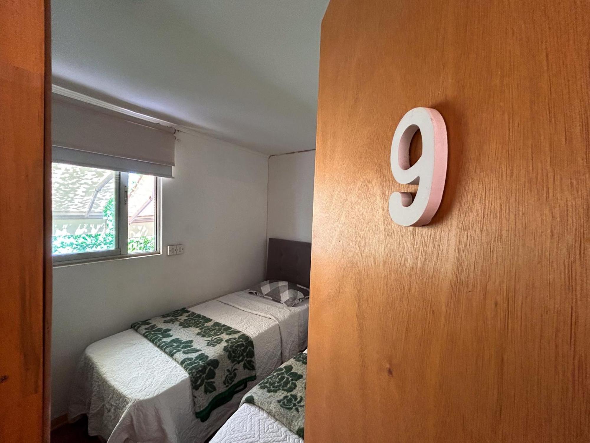 Chez Humbert Hostel Santiago Ngoại thất bức ảnh